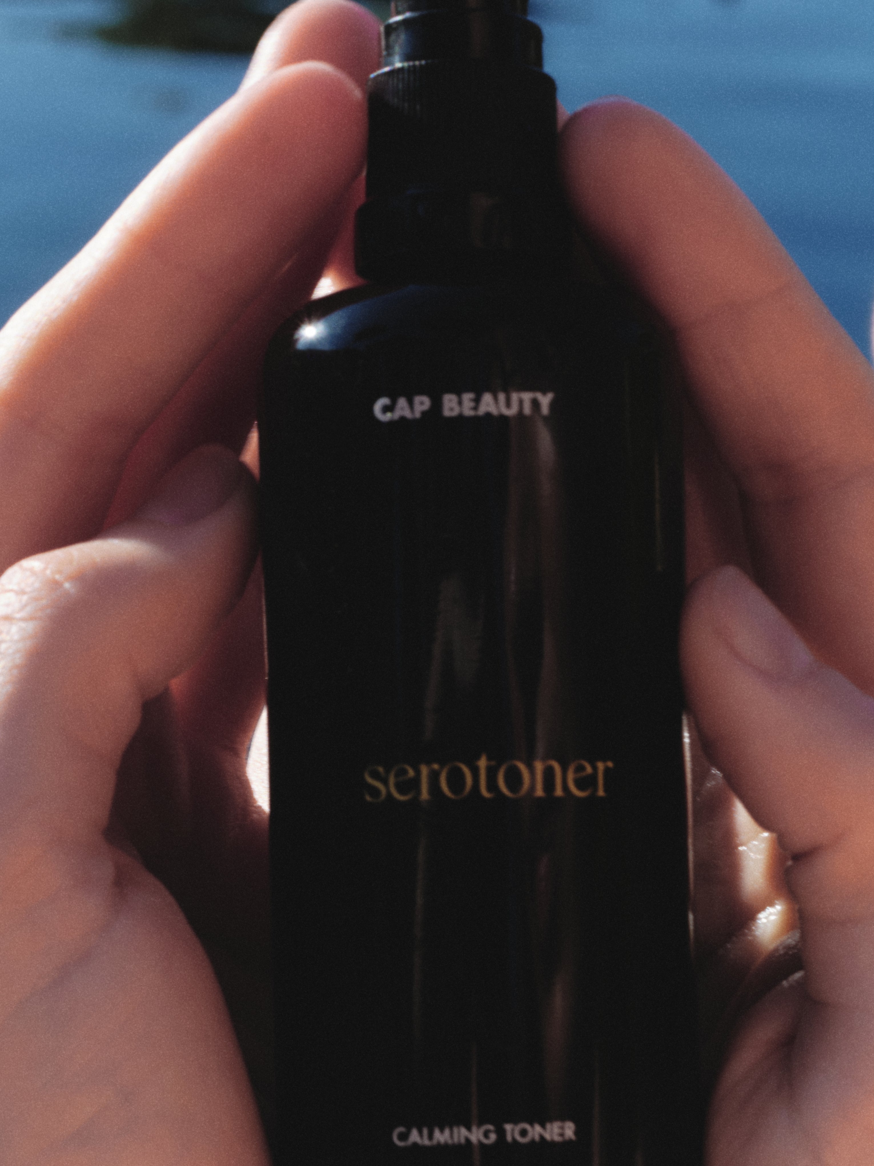 SHOP SEROTONER